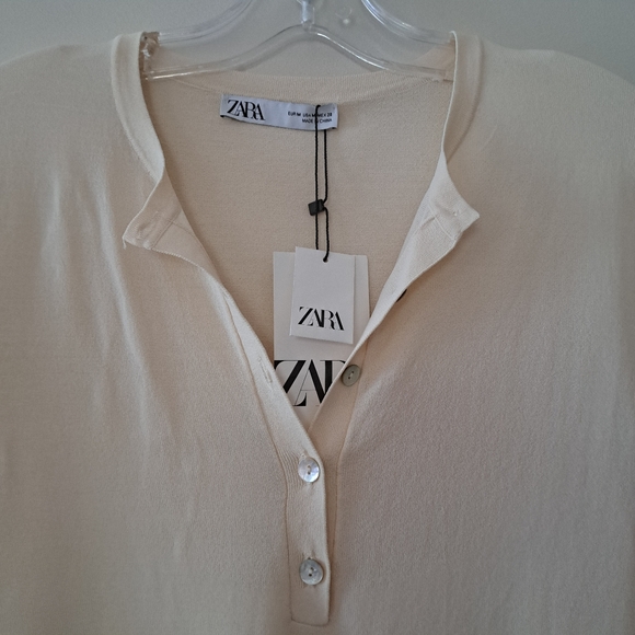 Zara Henley Cream Buttoned Maille Top - Picture 3 of 8
